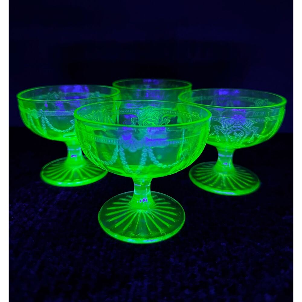 ANCHOR HOCKING Cameo Ballerina URANIUM Green Depression Glass Sherbets-Set 4